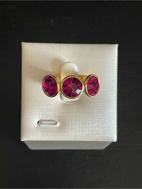 Trina Turk hot pink crystal 3 stone ring.